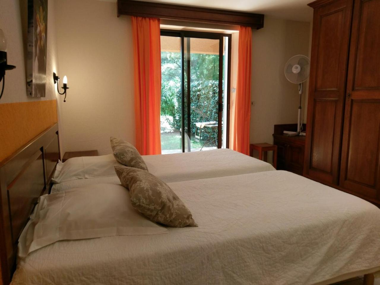 Domaine La Rabassiere Hotel Suzette Buitenkant foto